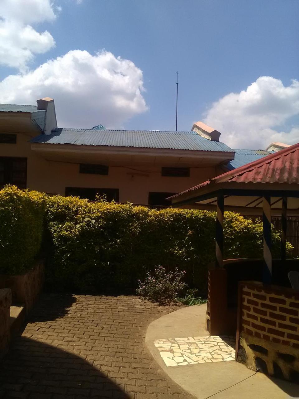 Gloria Motel Cyangugu Exterior photo